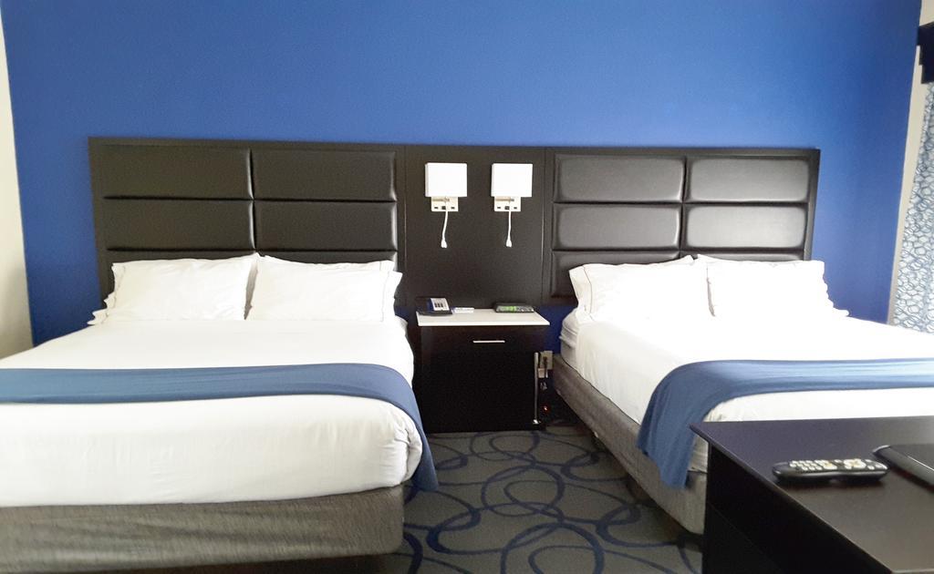 Holiday Inn Express Hotel & Suites Lawrenceville By Ihg Exterior foto